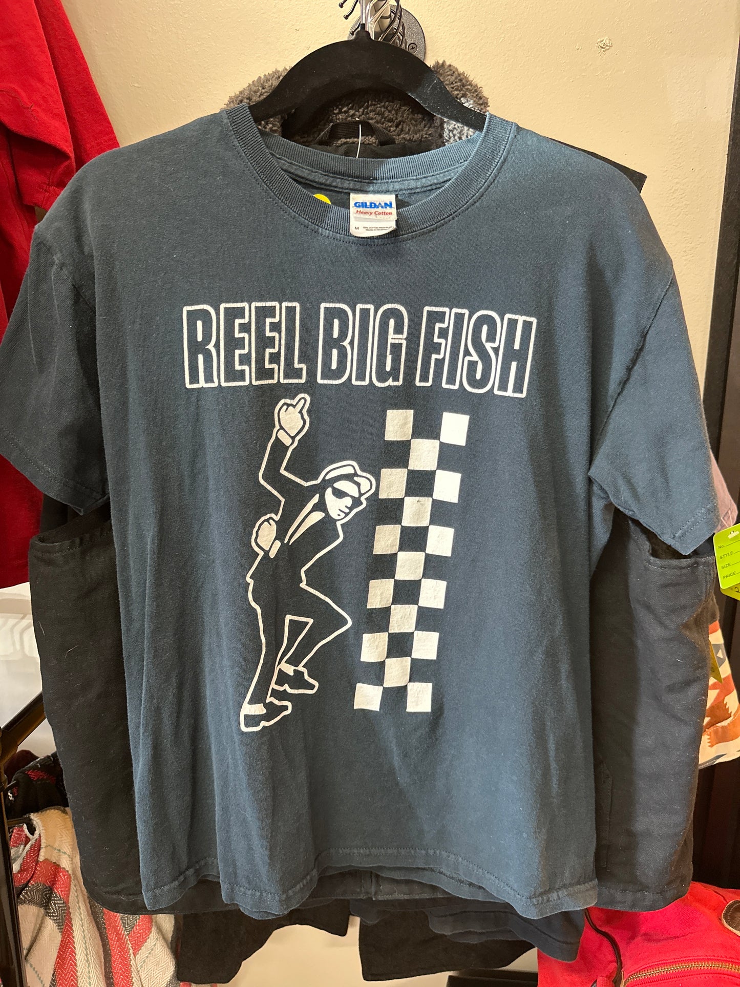 REEL BIG FISH, SIZE MEDIUM