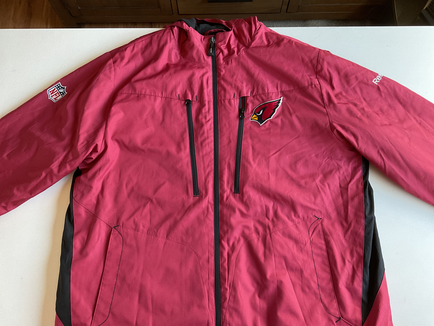 Men’s Large Red Reebok Cardinals Jacket