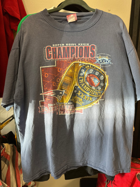 SUPER BOWL XXXIX CHAMPIONSHIP, NEW ENGLAND PATRIOTS, 2 IN A ROW