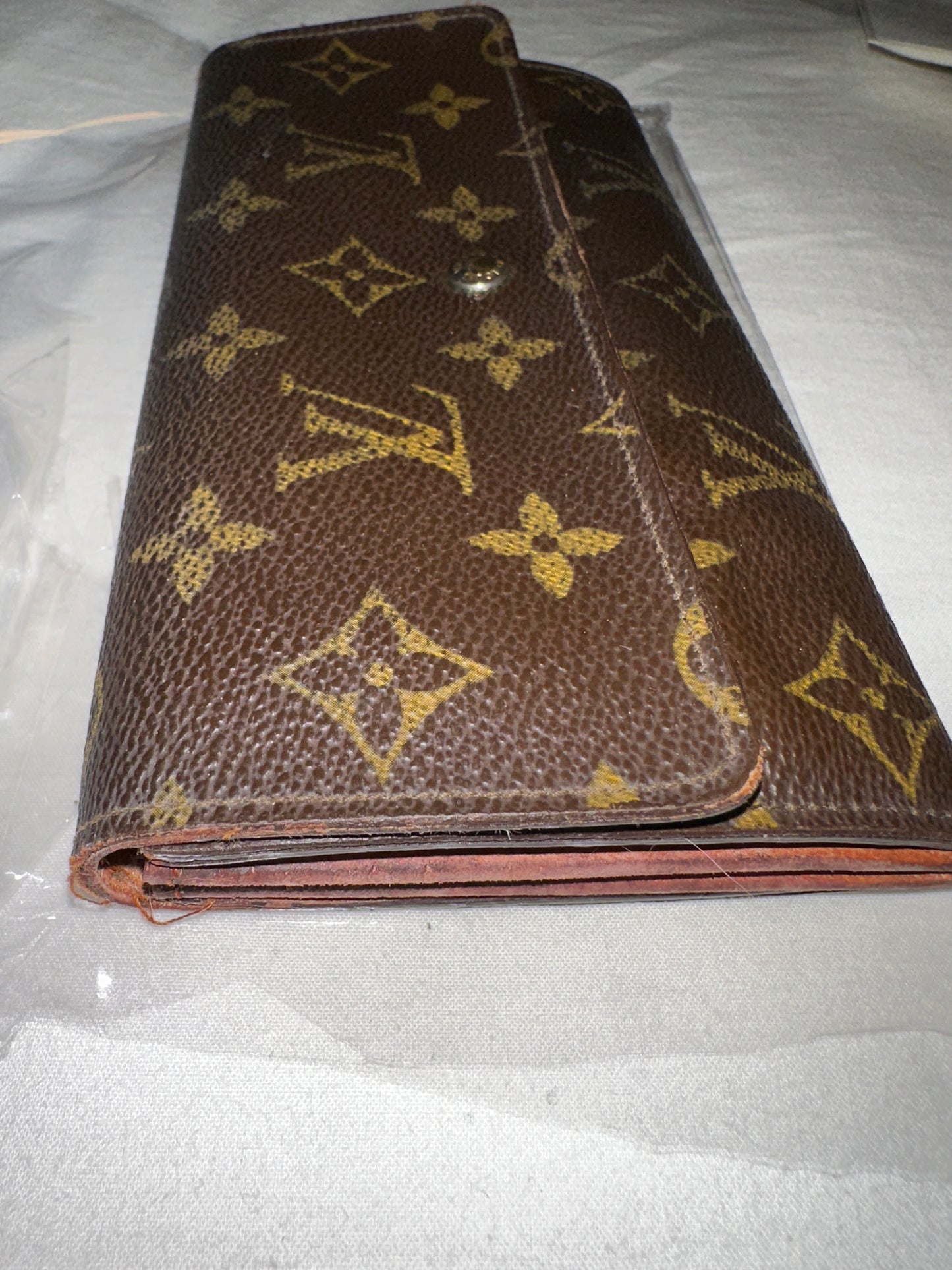 LOUIS VUITTON WOMENS WALLET No.2